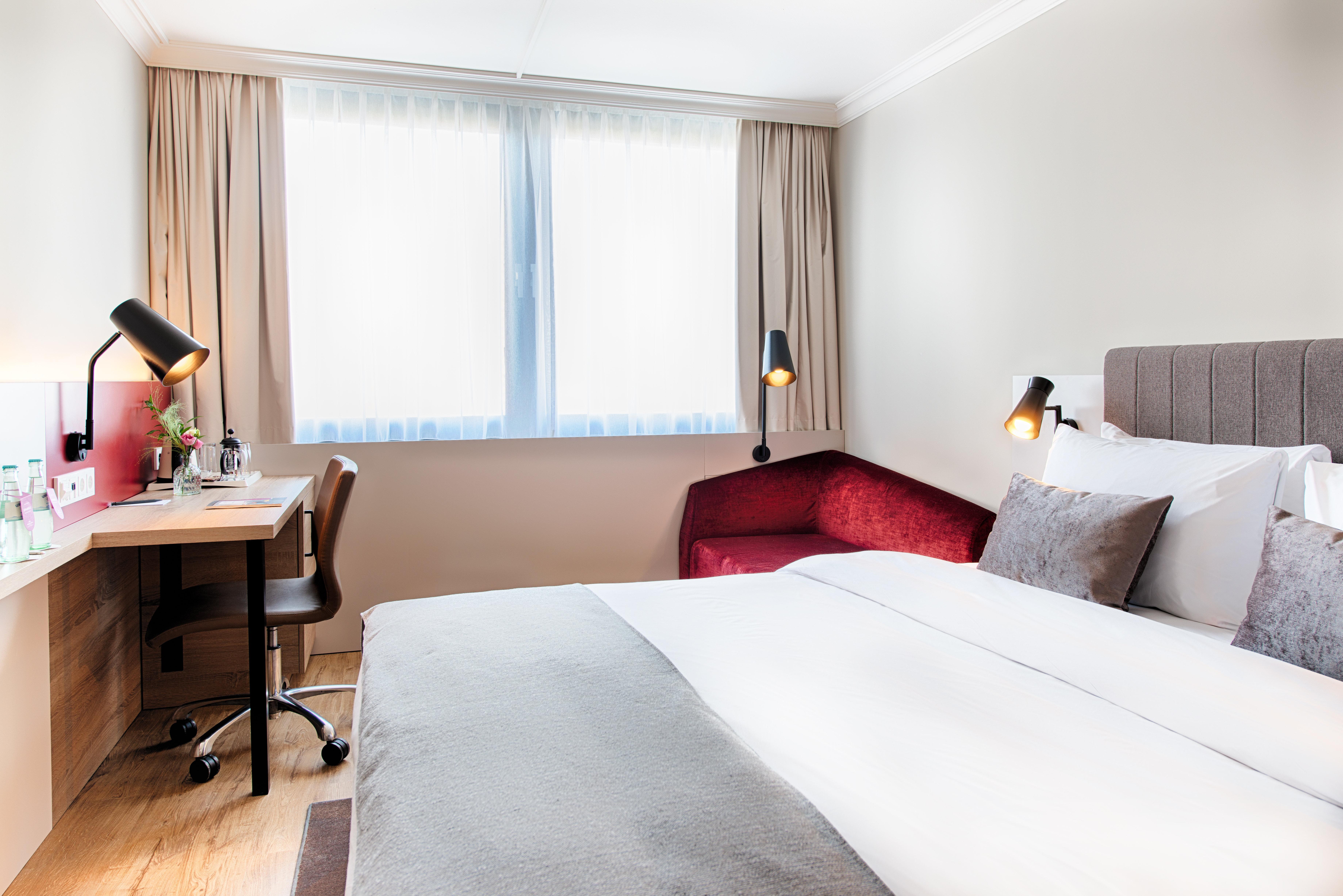 Hotel Crowne Plaza Frankfurt Congress By Ihg 4*