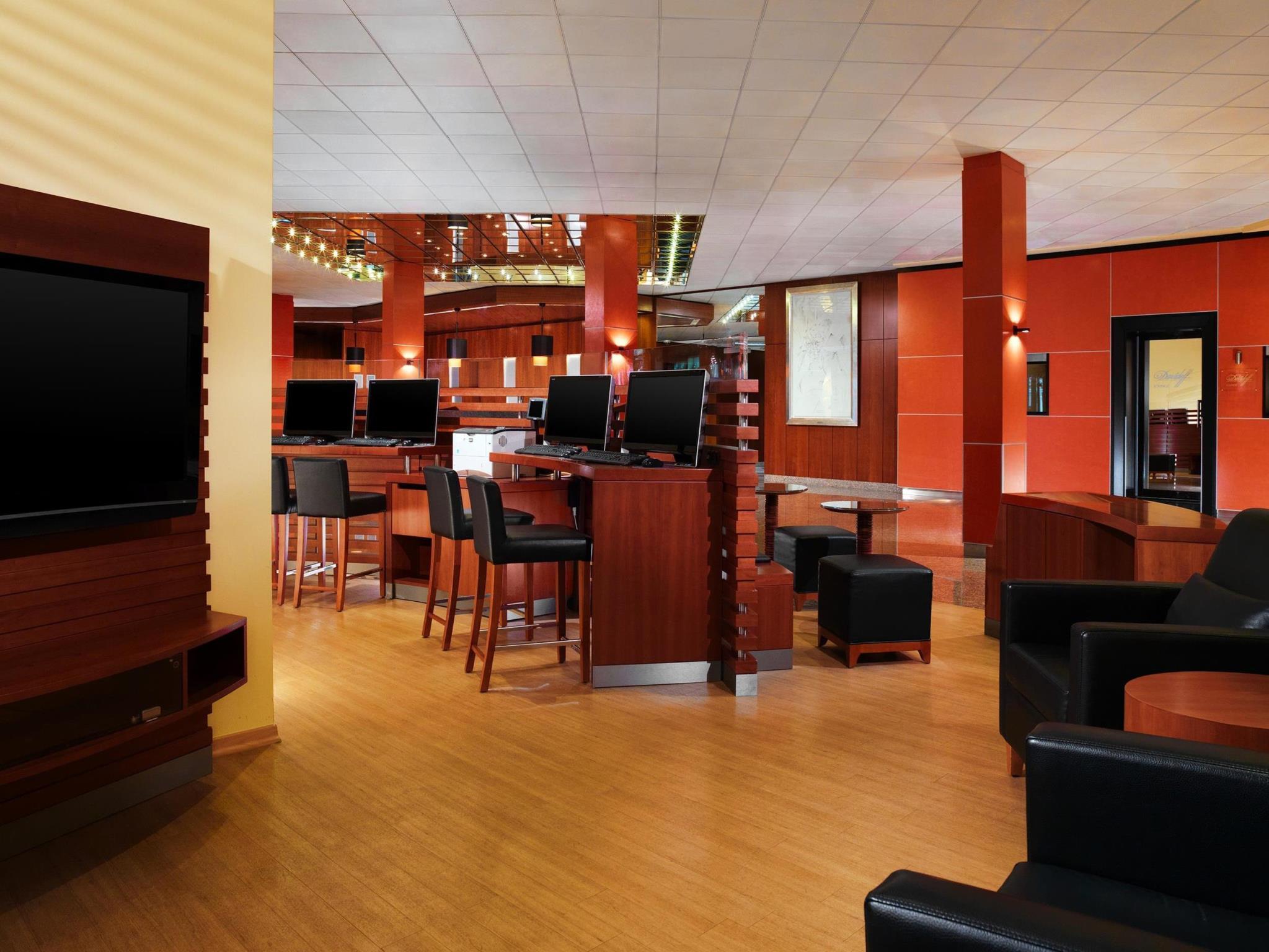 Hotel Crowne Plaza Frankfurt Congress By Ihg 4*